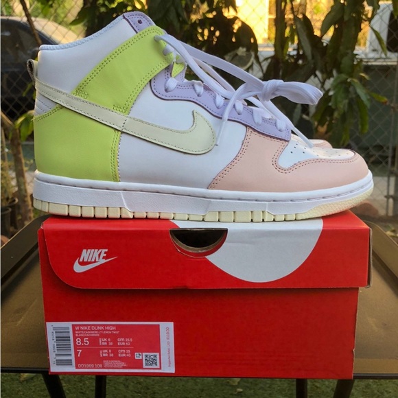 Nike Dunk High “Cashmere” Size 6.5 Women’s - Picture 2 of 10